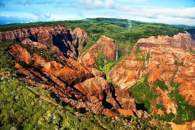 Kauai Cruise Ship Shore Excursion Journey to Waimea Canyon - From Nawiliwili to the Grand Canyon of the Pacific