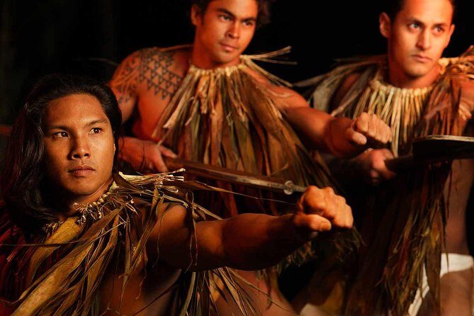Kauai: Luau Kalamaku with Buffet Dinner and Show - The main show: Tahitian explorers, hula, and fire poi