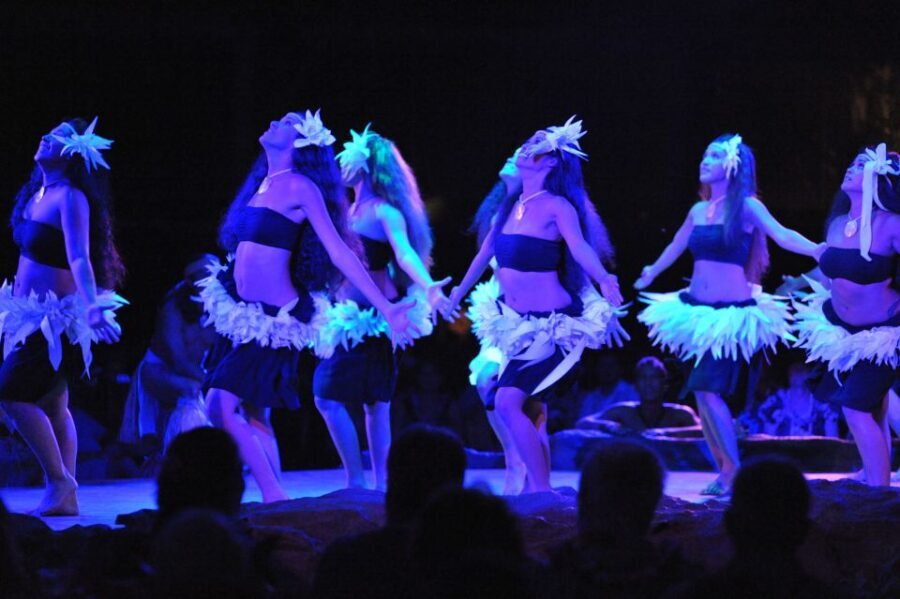 Kauai: VIP 4-Course Manor House Dinner & Luau Kalamaku Show - Timing and practical logistics: meeting point, no pickup unless added, and what to plan